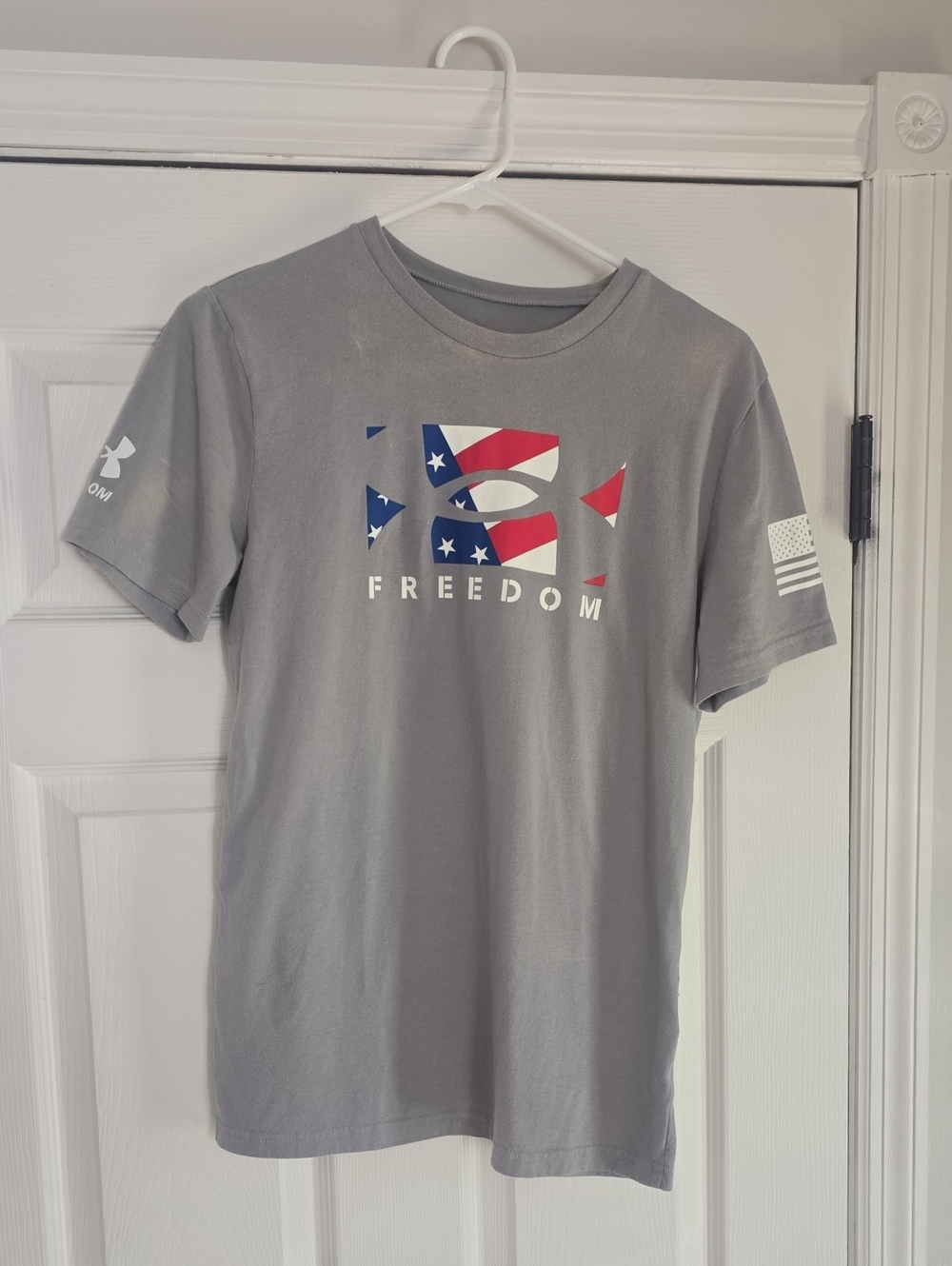 Under Armour Gray Short Sleeve Tee with Flag Graphic